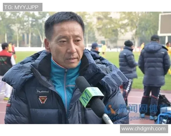 足球明星黑皮甜豆的传奇人生与场上风采揭秘 足球明星黑皮甜豆的传奇人生与场上风采揭秘