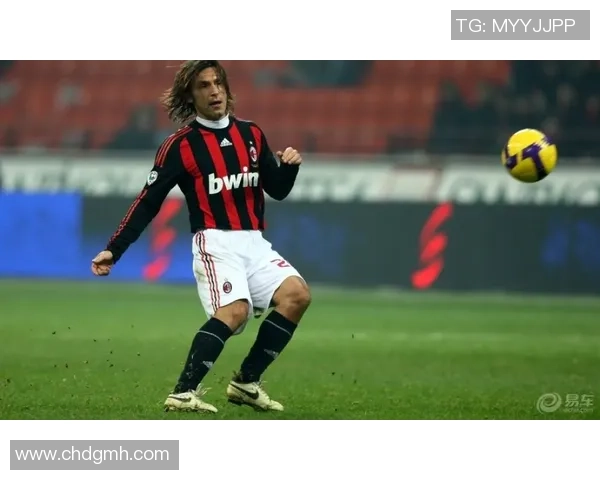 如风驰电掣的足球明星犹如江湖中的英雄豪杰展现无与伦比的风采